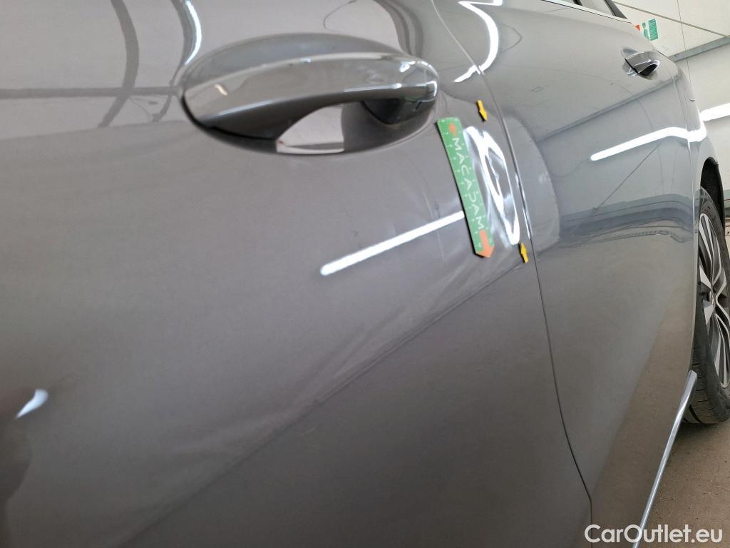  Mercedes  B-Klasse MERCEDES-BENZ Classe B / 2019 / 5P / monospace B 200 d Business Line Edition BA8 #4