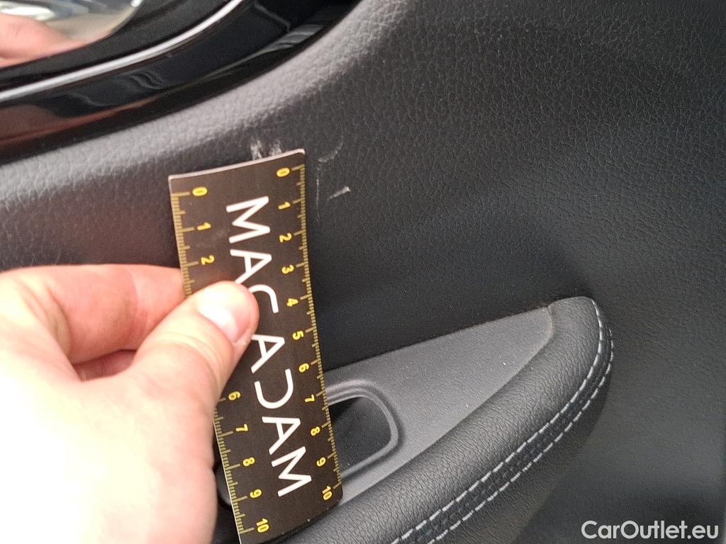  Nissan  Qashqai NISSAN  / 2017 / 5P / Crossover 1.5 DCI 115 Business Edition #9