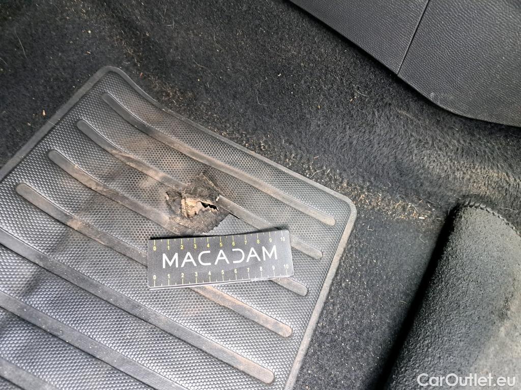  Peugeot  2008  Allure Business 1.2 PureTech 130CV BVA8 E6d #9