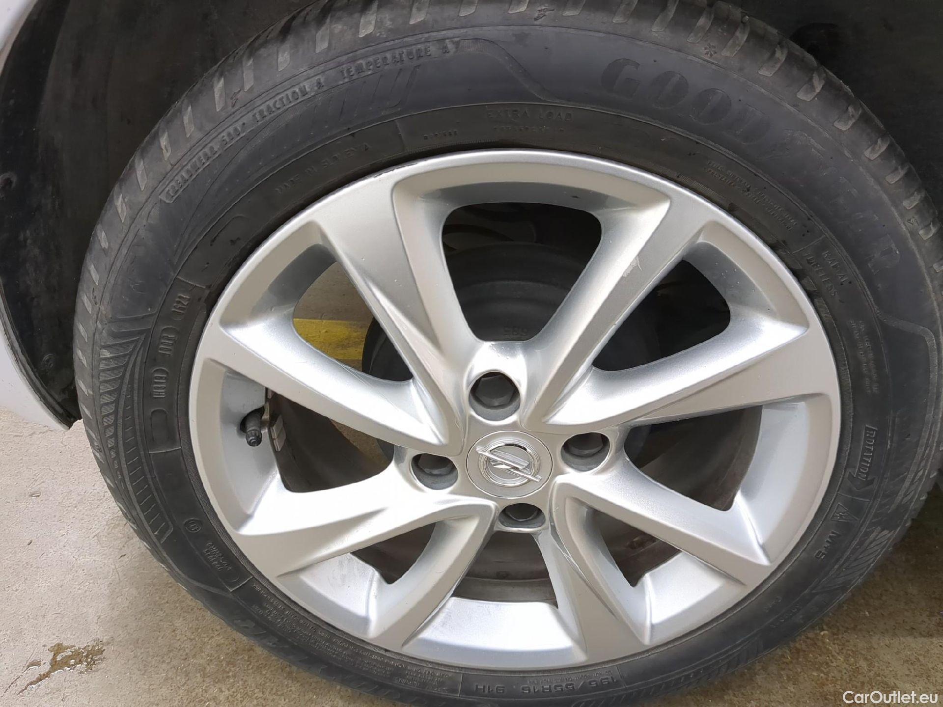  Opel  Corsa  F Elegance Business 1.2 Turbo 100CV BVM6 E6d #12