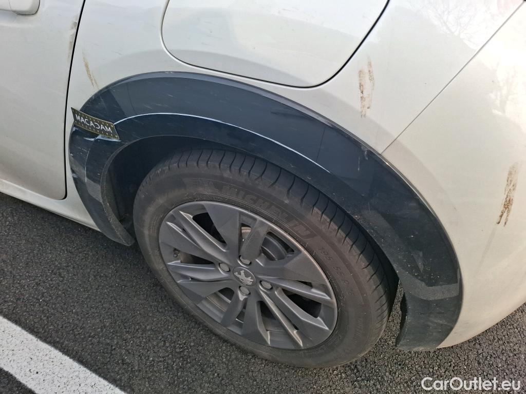  Peugeot  208  (e-) Allure Business 50kWh BVA #10