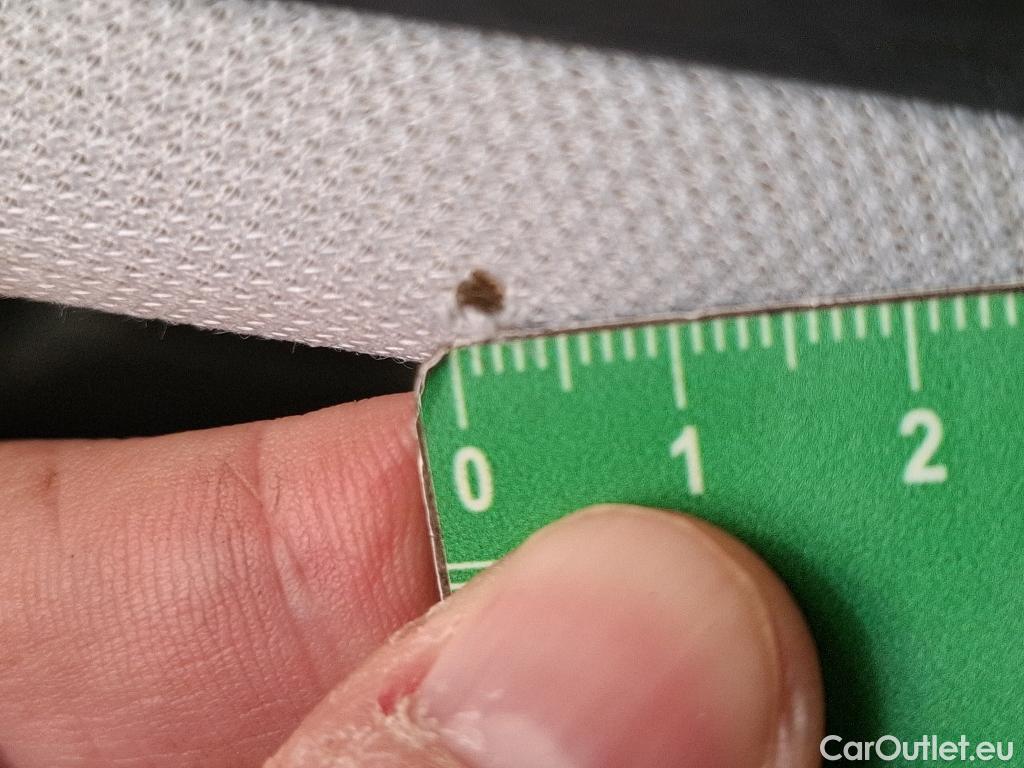  Peugeot  2008 PEUGEOT  / 2019 / 5P / Crossover BLUEHDI 130 S&S EAT8 ALLURE #13