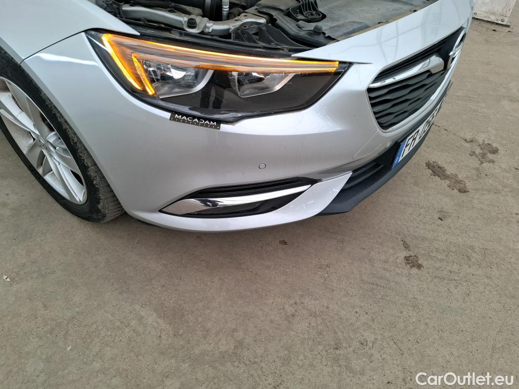  Opel  Insignia  B Sports Tourer Business Elegance 1.6 CDTI 135CV BVA6 E6dT #1