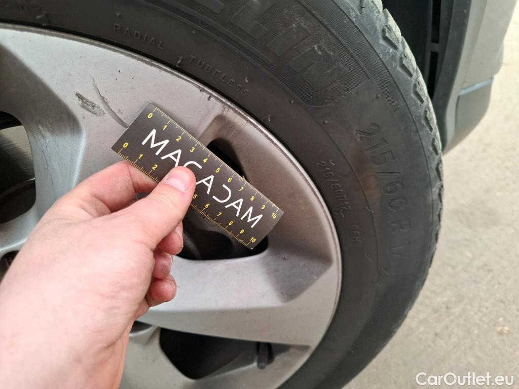  Nissan  Qashqai NISSAN  / 2017 / 5P / Crossover 1.5 DCI 115 Business Edition #7