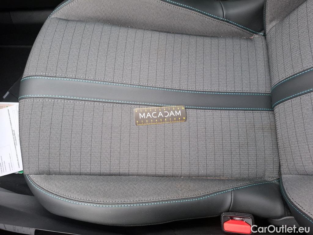  Peugeot  2008  Allure Pack 1.5 HDi 130CV BVA8 E6d #4