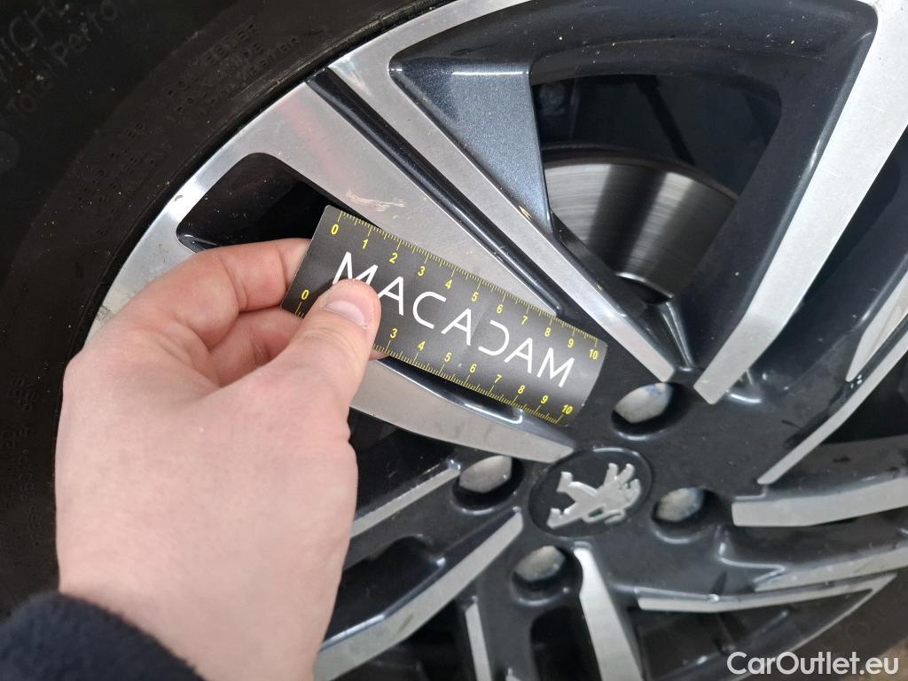  Peugeot  208  Allure Business 1.5 HDi 100CV BVM6 E6d #31