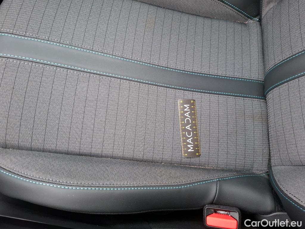  Peugeot  2008  Allure Pack 1.5 HDi 130CV BVA8 E6d #5