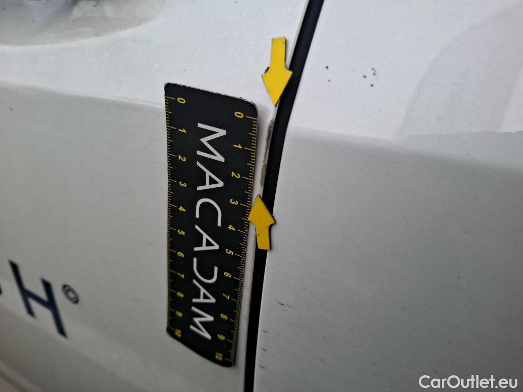  Peugeot  208  (e-) Allure Business 50kWh BVA #20