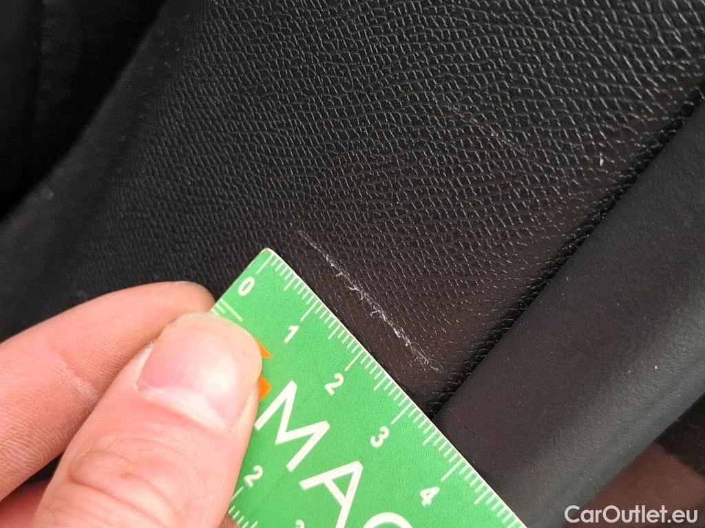  Peugeot  3008  Allure 1.5 HDi 130CV BVA8 E6d #38