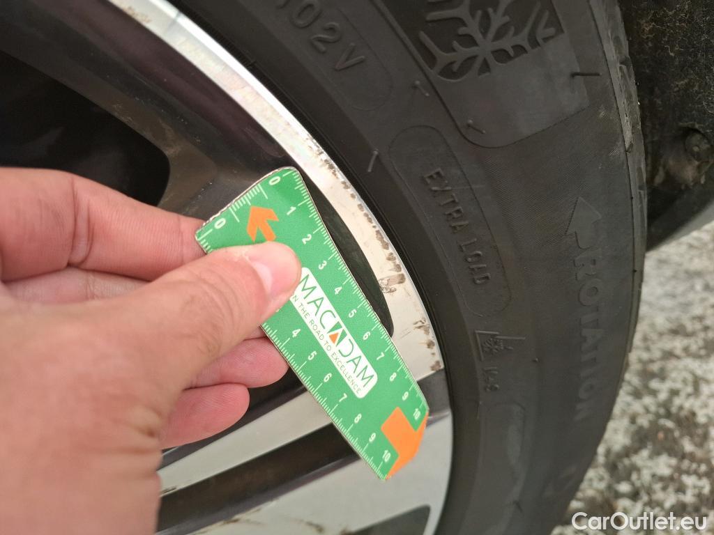  Peugeot  5008  Allure Pack 1.2 PureTech 130CV BVA8 7 Sieges E6d / VO RECONDITIONNE - PHOTOS AVANT RECONDITIONNEMENT #3