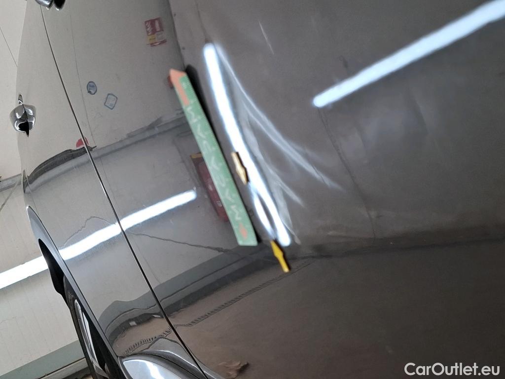  Peugeot  3008  Allure 1.5 HDi 130CV BVA8 E6d #50