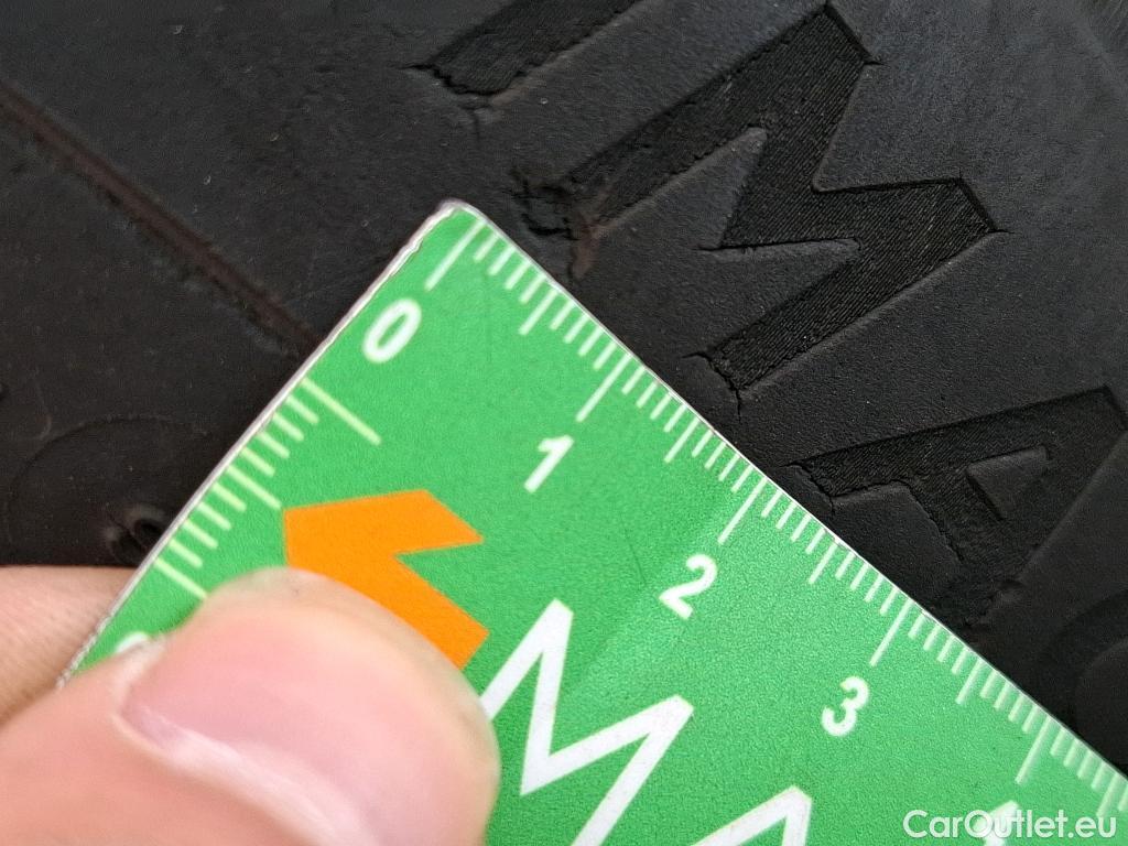  Peugeot  3008  Allure 1.5 HDi 130CV BVA8 E6d #3