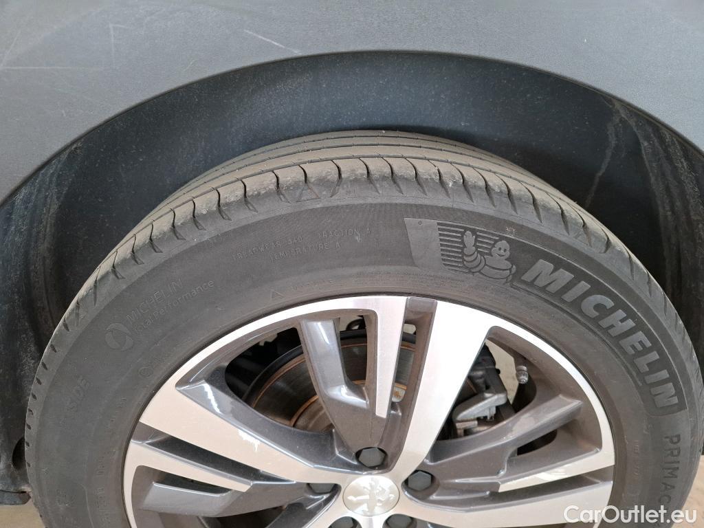  Peugeot  3008  Allure 1.5 HDi 130CV BVA8 E6d #56