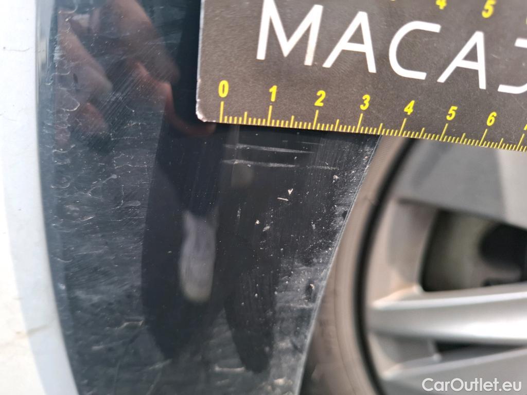  Peugeot  208  (e-) Allure Business 50kWh BVA #18