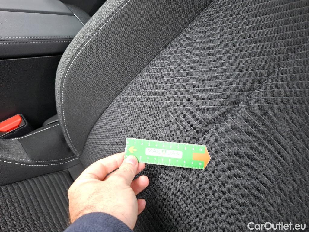  Peugeot  308  Active Pack 1.5 HDi 130CV BVA8 E6d / VO RECONDITIONNE - PHOTOS AVANT RECONDITIONNEMENT #5