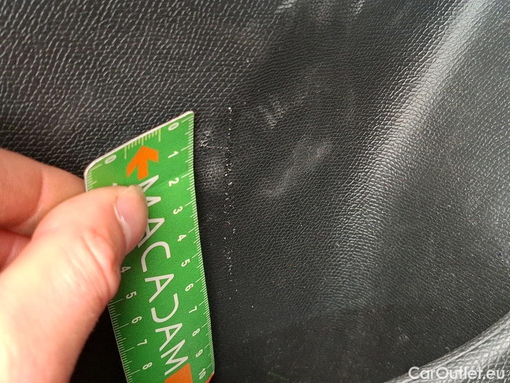  Peugeot  3008  Allure 1.5 HDi 130CV BVA8 E6d #36