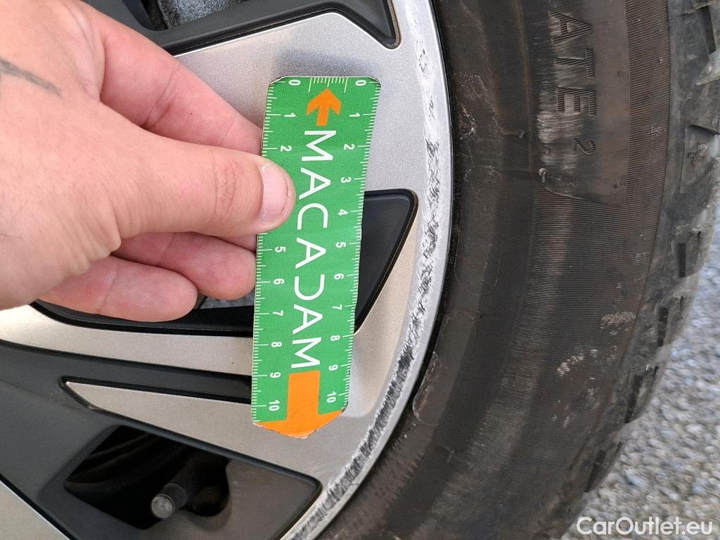  Peugeot  208  (e-) Active Business 50kWh BVA #14