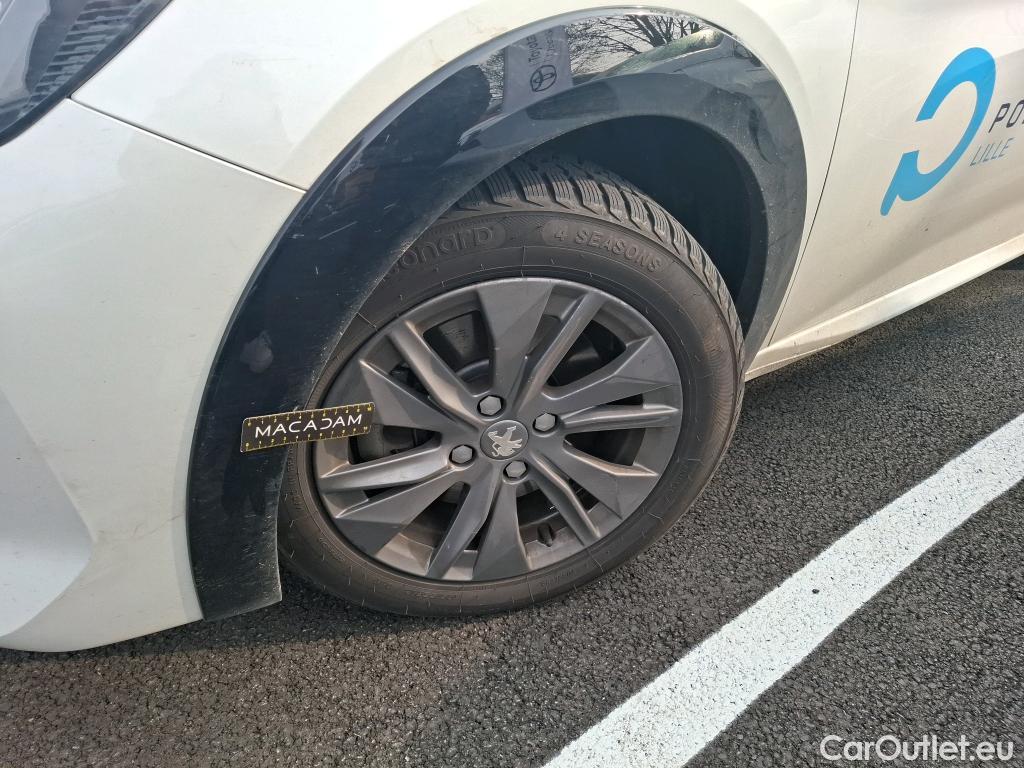  Peugeot  208  (e-) Allure Business 50kWh BVA #17