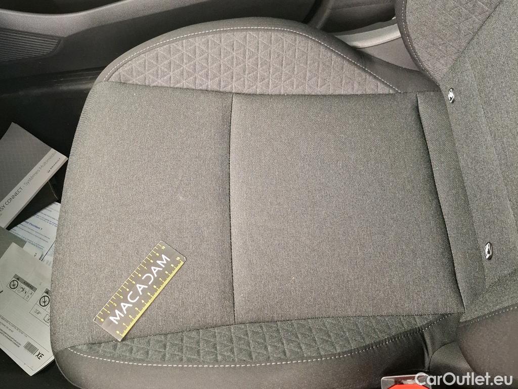  Renault  Clio  V Business 1.6 E-TECH Hybrid 140CV BVA6 E6d #7