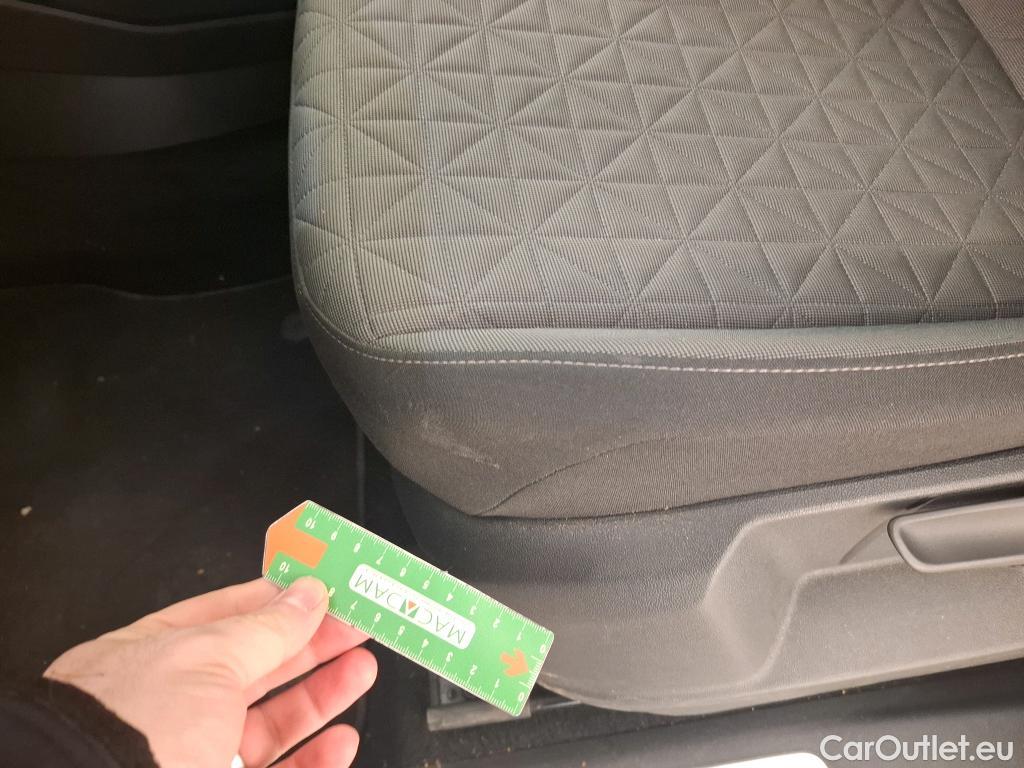  Volkswagen  Tiguan VOLKSWAGEN  / 2020 / 5P / SUV 1.5 TSI 150 DSG7 LIFE BUSI #19