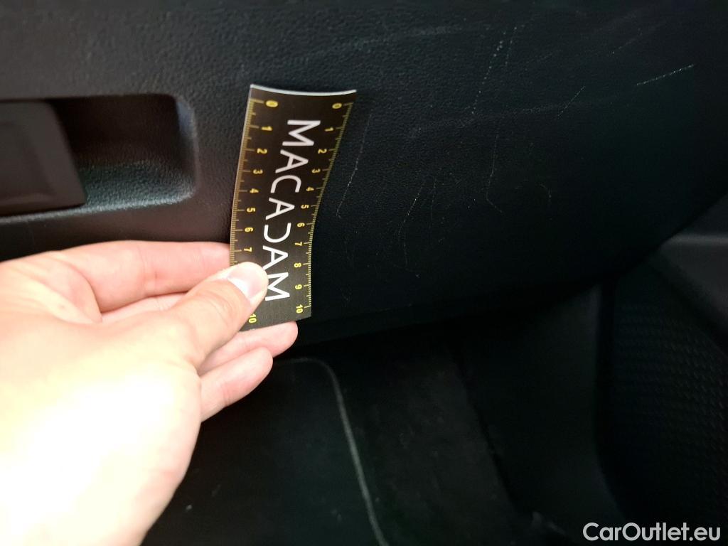  Volkswagen  Golf  VOLKSWAGEN / 2020 / 5P / Berline 2.0 TDI SCR 115 DSG7 Life Busi #11