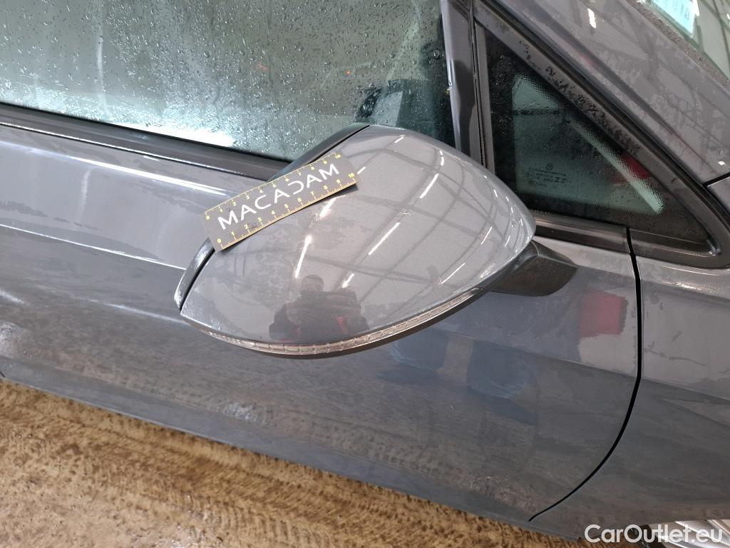  Volkswagen  Golf  VIII Berline Life 1st 2.0 TDI 115CV BVA7 E6d #6