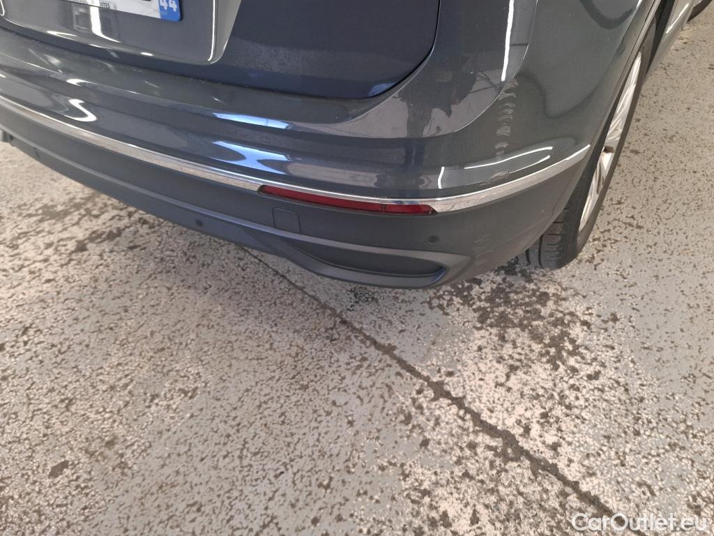  Volkswagen  Tiguan VOLKSWAGEN  / 2020 / 5P / SUV 1.5 TSI 150 DSG7 LIFE BUSI #10