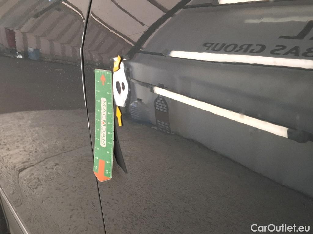  Volkswagen  Tiguan VOLKSWAGEN  / 2020 / 5P / SUV 1.5 TSI 150 DSG7 LIFE BUSI #17