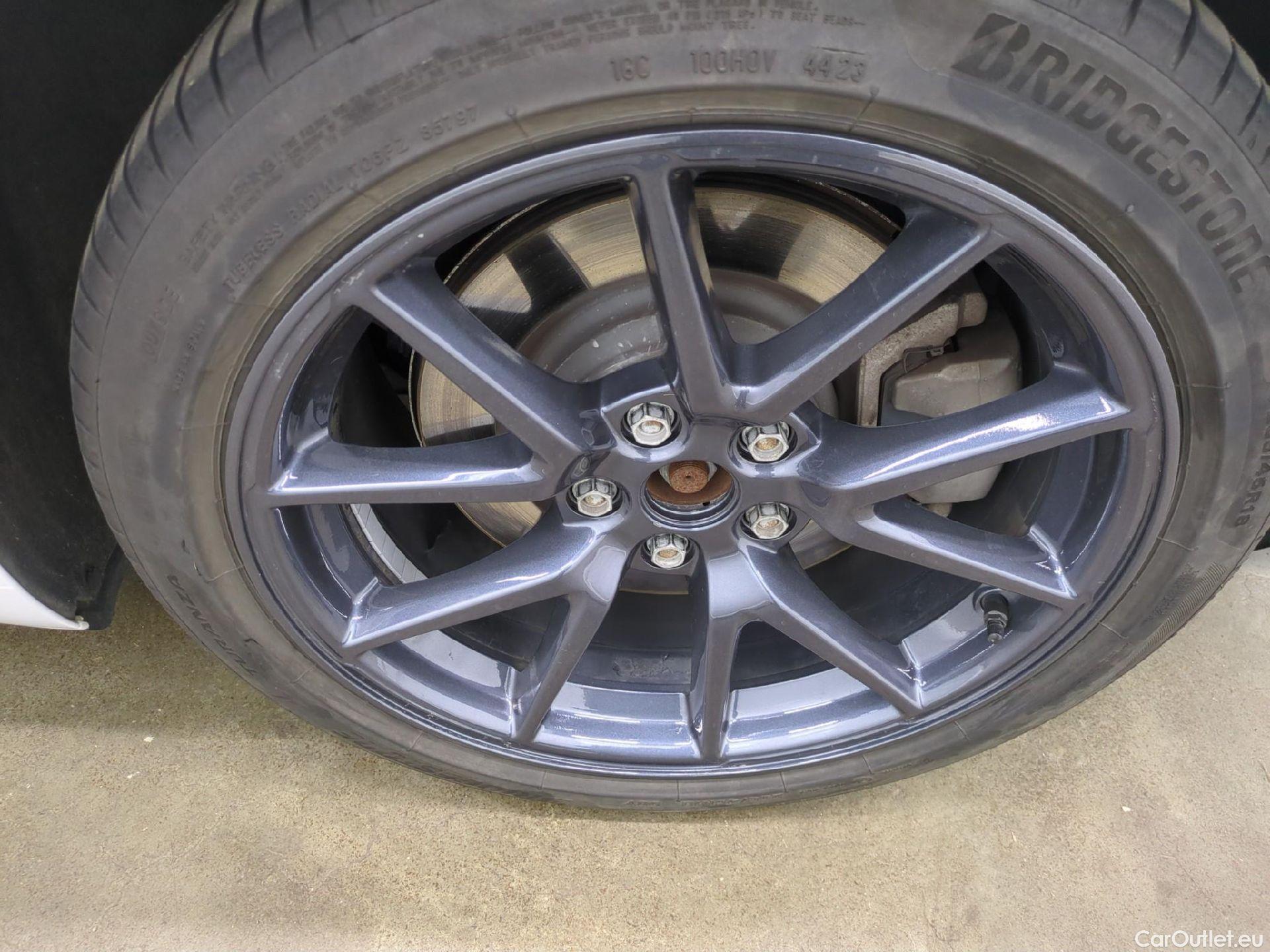  Tesla  Model 3 TESLA  / 2018 / 4P / Berline Grande Autonomie Dual Motor AWD #4