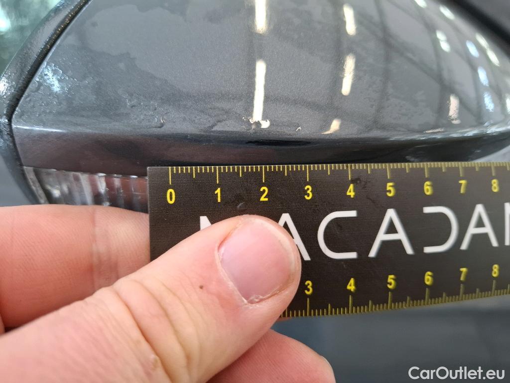  Volkswagen  Golf  VIII Berline Life 1st 2.0 TDI 115CV BVA7 E6d #7