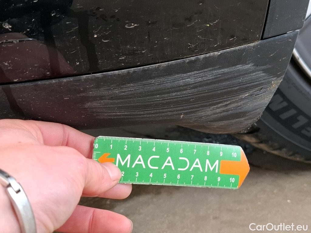  Tesla  Model Y TESLA  / 2020 / 5P / SUV Grande Autonomie Dual-Motor AWD #16