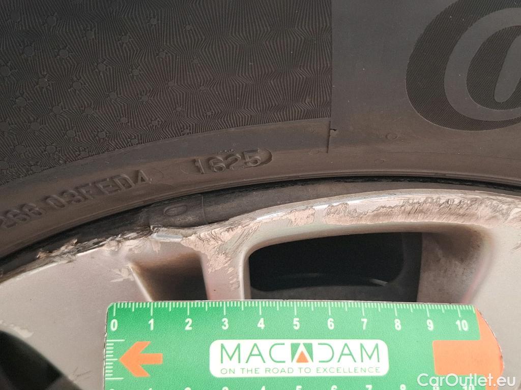  Peugeot  208  Affaire Premium 1.5 HDi 100CV BVM5 E6dT #31