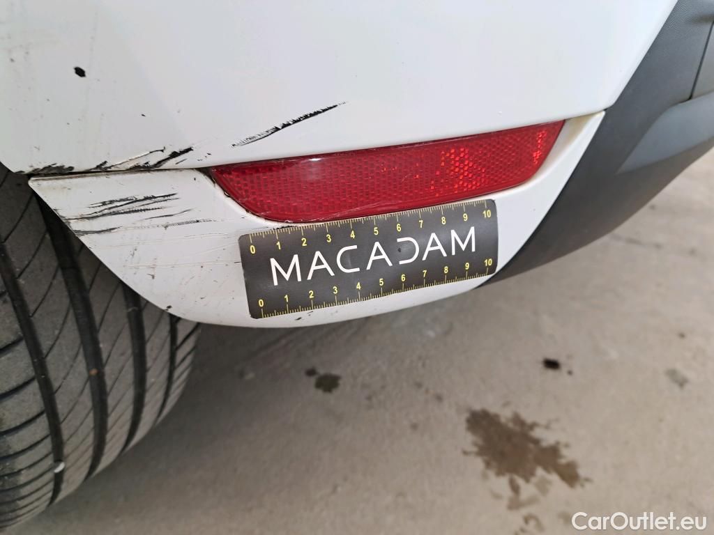  Renault  Clio  IV Générique 1.2 75CV BVM5 E6 / TRANSFO VP/VF #27