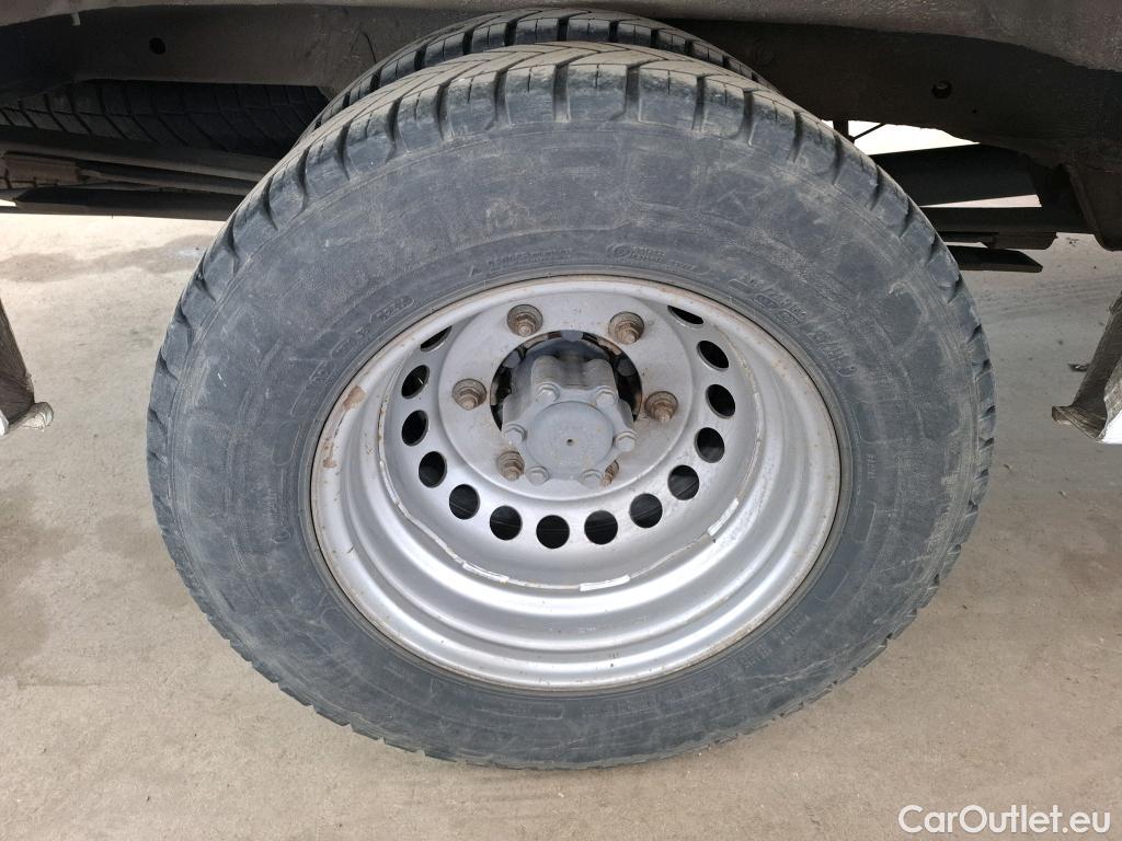  Mercedes  Sprinter MERCEDES-BENZ  / 2018 / 4P / Fourgon tôlé 516 CDI Emp 3665 3.5T #43