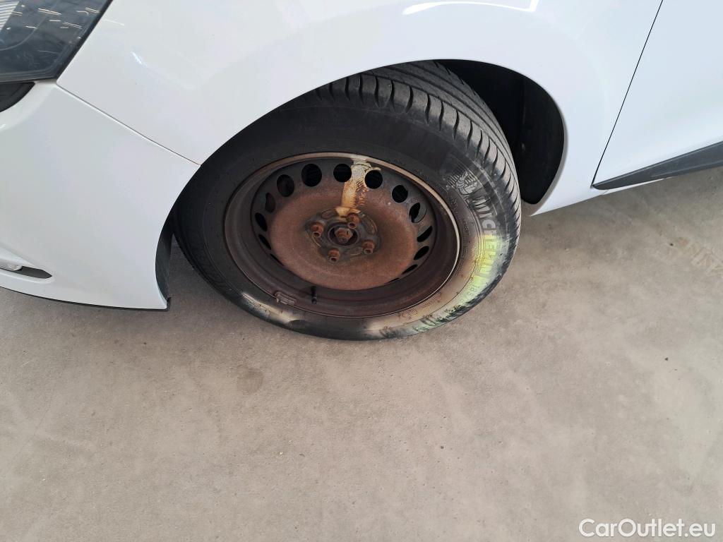  Renault  Clio  IV Générique 1.2 75CV BVM5 E6 / TRANSFO VP/VF #11