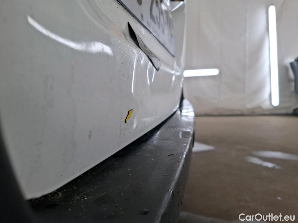  Fiat  Fiorino FIAT  / 2016 / 4P / Fourgonnette 1.3 Multijet 80 Pro Lounge #2