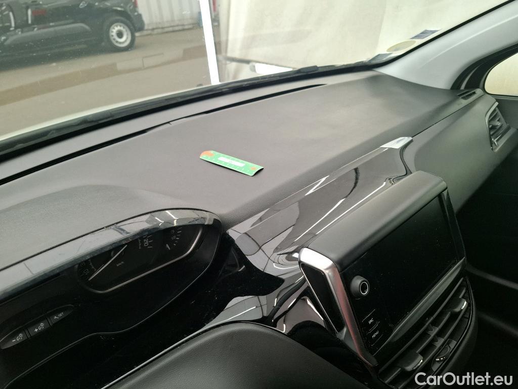  Peugeot  208  Affaire Premium 1.5 HDi 100CV BVM5 E6dT #17