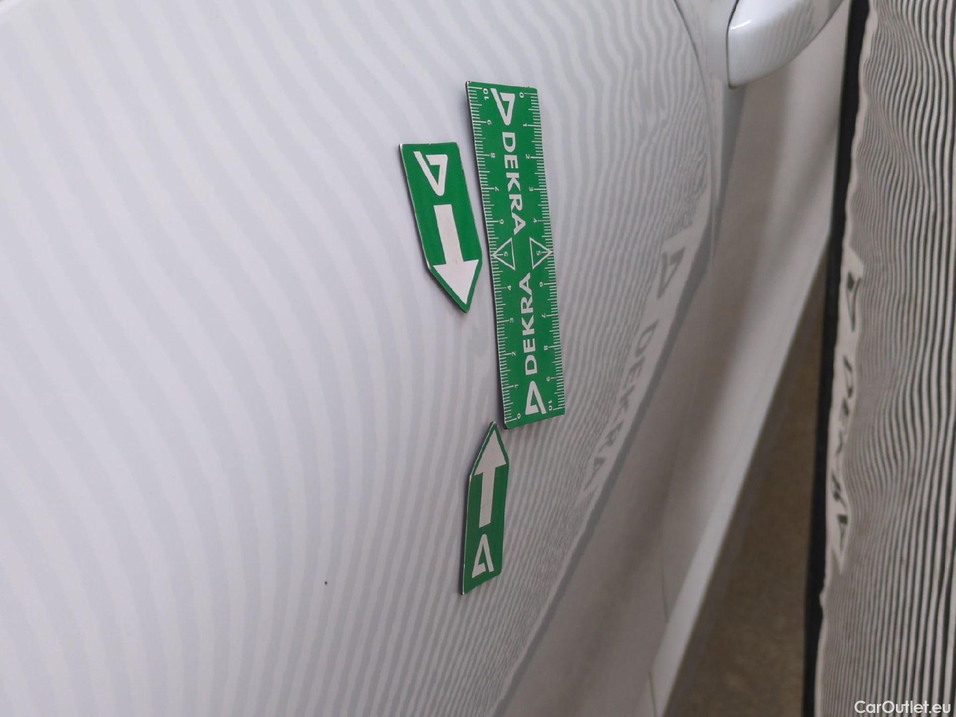  Renault  Clio  V Business 1.6 E-TECH Hybrid 140CV BVA6 E6d / TRANSFO VP VF #30