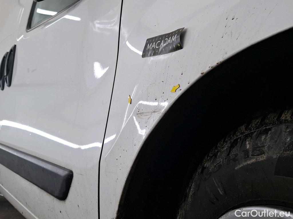  Fiat  Fiorino FIAT  / 2016 / 4P / Fourgonnette 1.3 Multijet 80 Pro Lounge #24