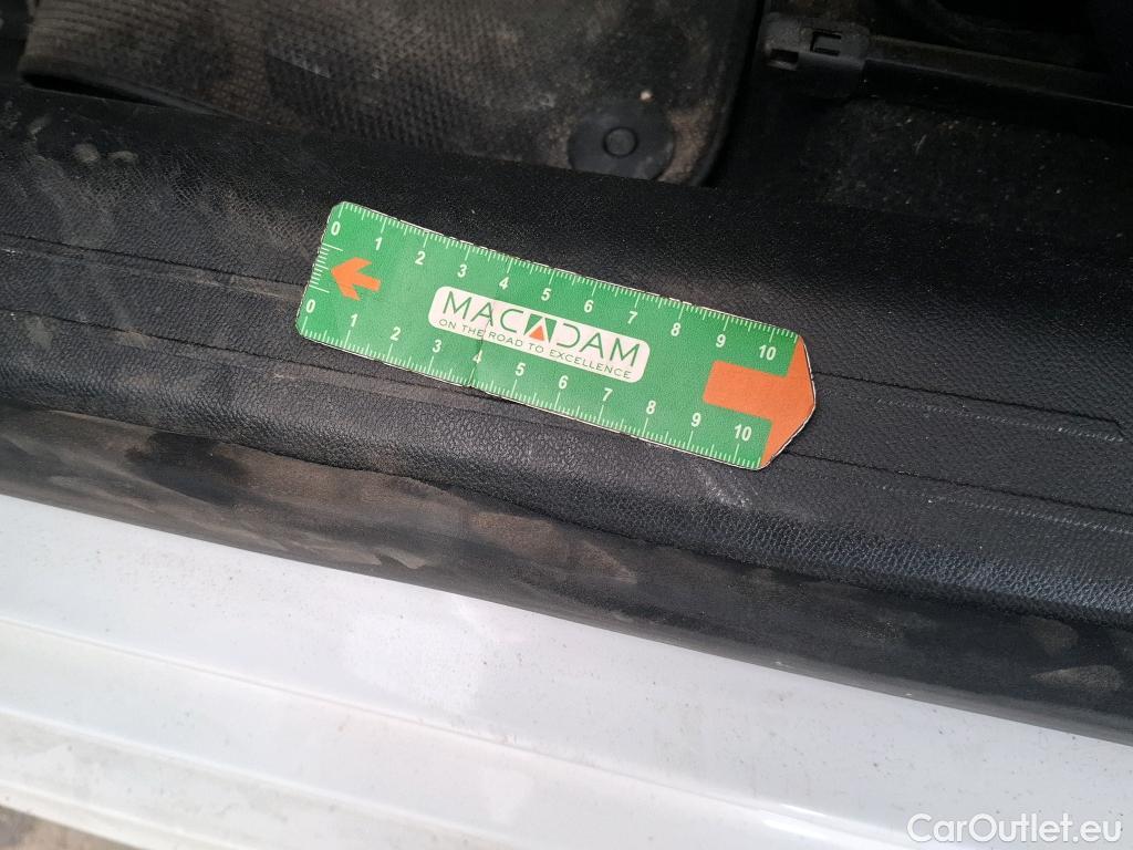  Peugeot  208  Premium 1.5 HDi 100CV BVM6 E6d #19