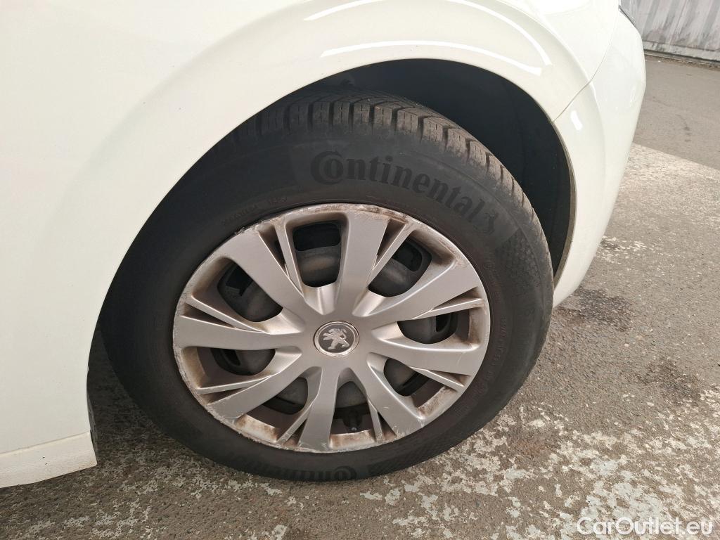  Peugeot  208  Affaire Premium 1.5 HDi 100CV BVM5 E6dT #27