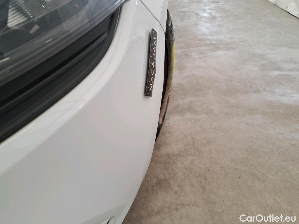  Renault  Clio  IV Générique 1.2 75CV BVM5 E6 / TRANSFO VP/VF #2