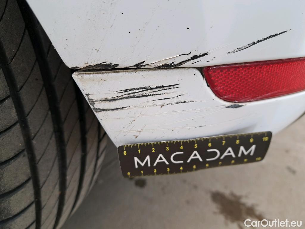  Renault  Clio  IV Générique 1.2 75CV BVM5 E6 / TRANSFO VP/VF #19