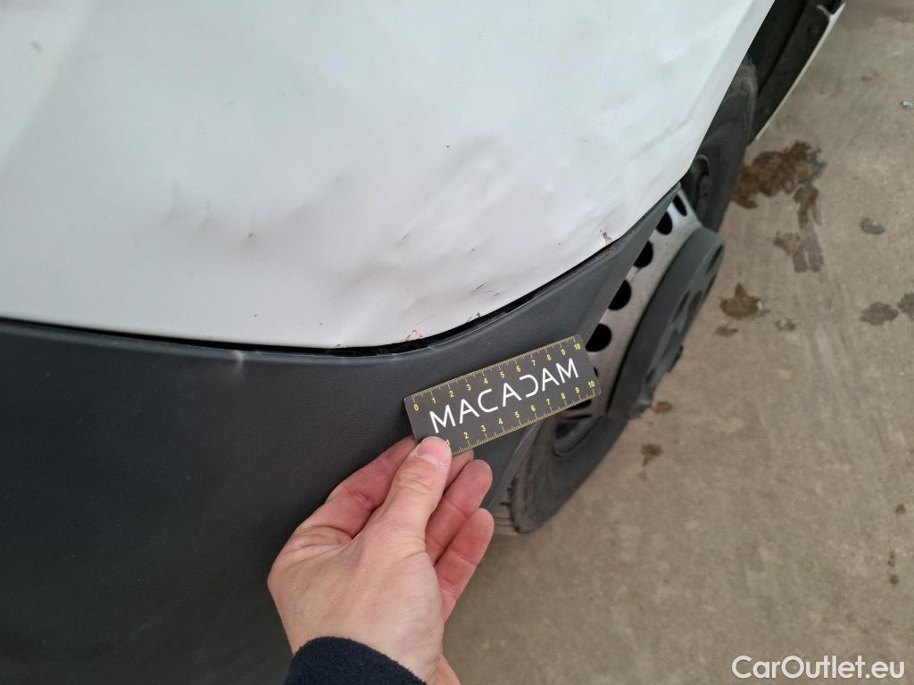  Mercedes  Sprinter MERCEDES-BENZ  / 2018 / 4P / Fourgon tôlé 516 CDI Emp 3665 3.5T #17