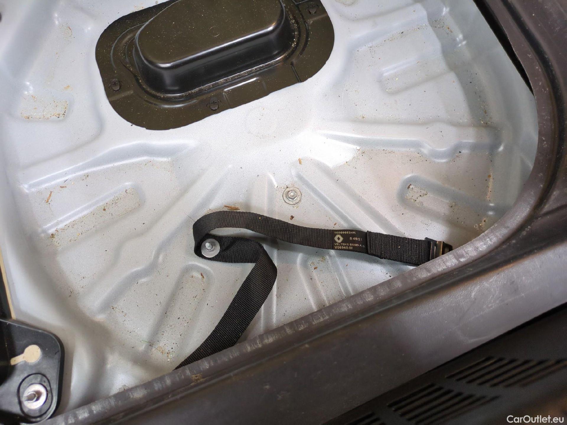  Renault  Clio  V Business 1.6 E-TECH Hybrid 140CV BVA6 E6d / TRANSFO VP VF #6