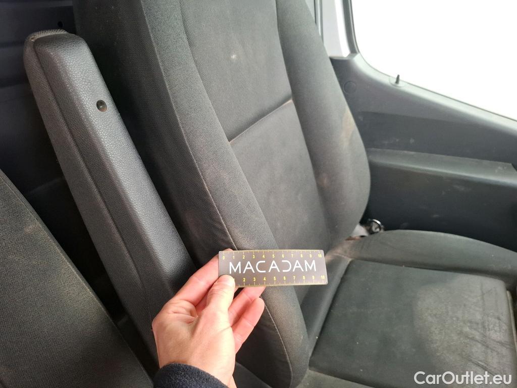  Mercedes  Sprinter MERCEDES-BENZ  / 2018 / 4P / Fourgon tôlé 516 CDI Emp 3665 3.5T #77