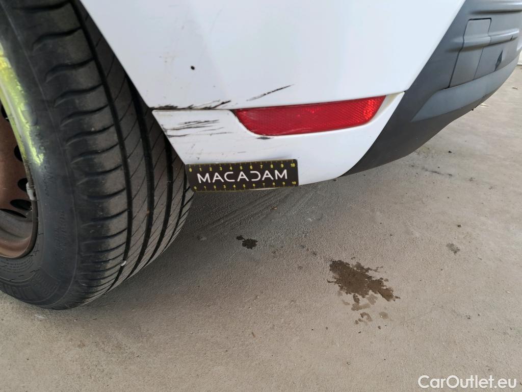  Renault  Clio  IV Générique 1.2 75CV BVM5 E6 / TRANSFO VP/VF #18