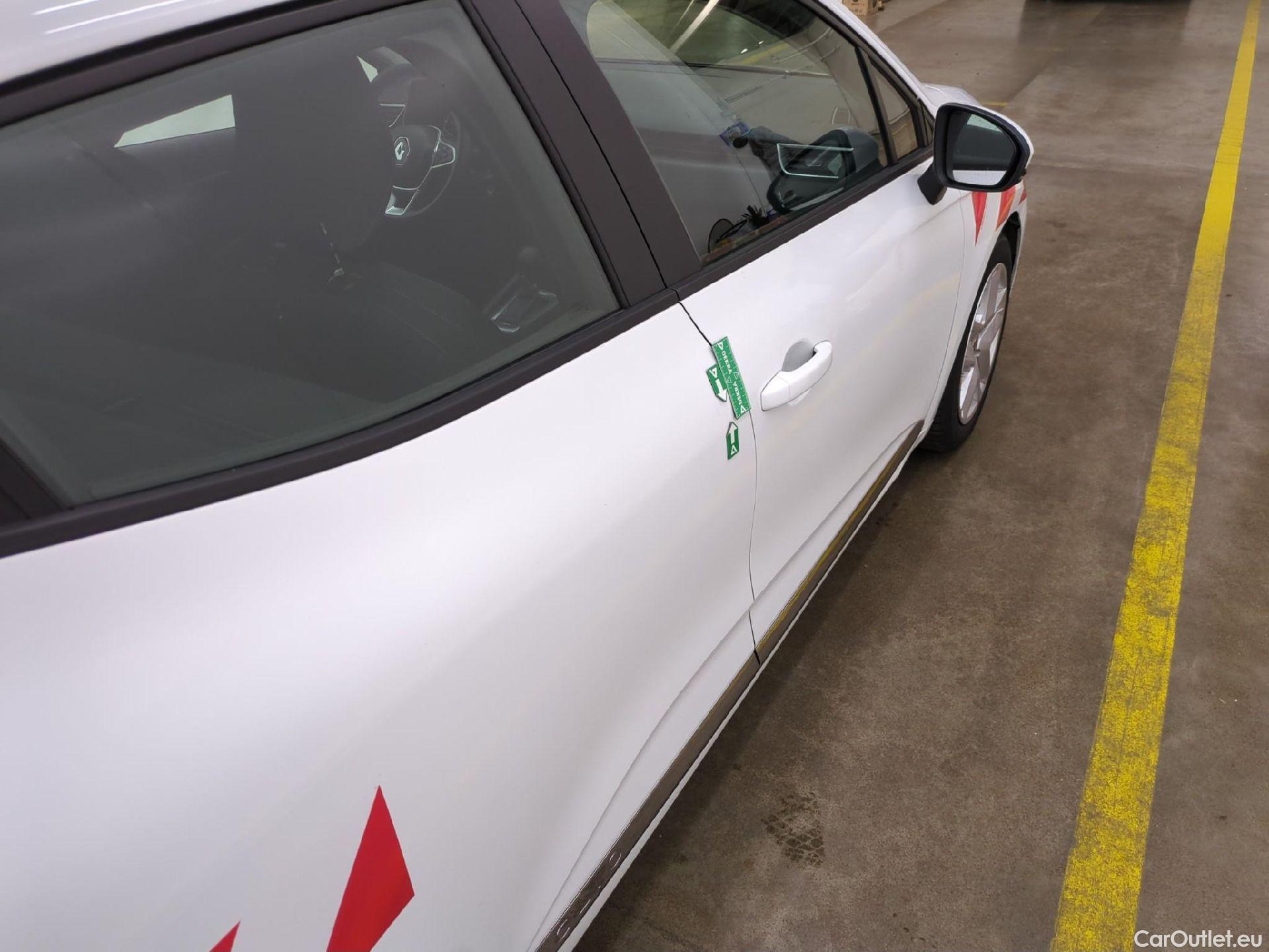  Renault  Clio  V Business 1.6 E-TECH Hybrid 140CV BVA6 E6d / TRANSFO VP VF #32