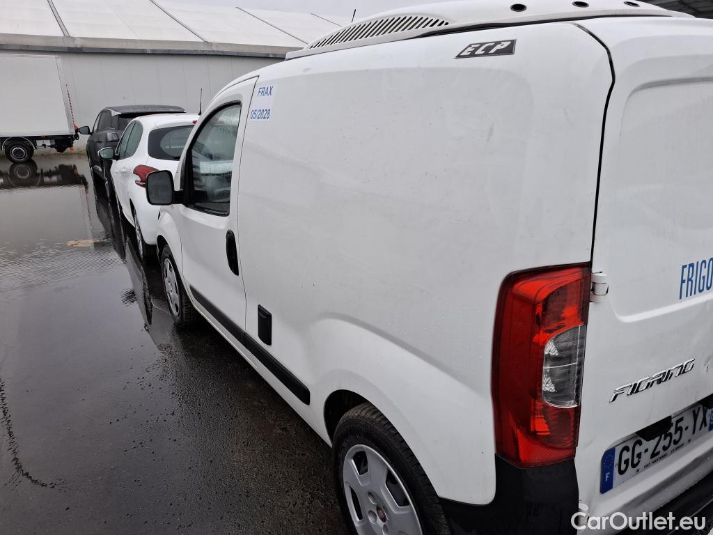  Fiat  Fiorino FIAT  / 2016 / 4P / Fourgonnette 1.3 Multijet 80 Pro Lounge #16