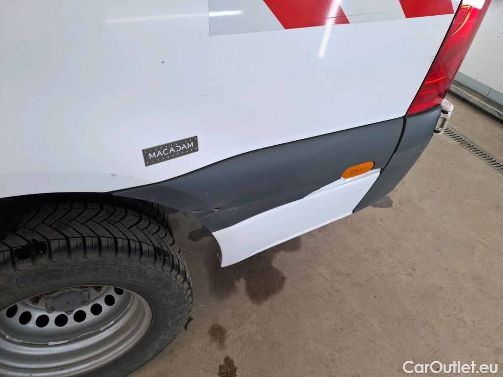  Mercedes  Sprinter MERCEDES-BENZ  / 2018 / 4P / Fourgon tôlé 516 CDI Emp 3665 3.5T #56